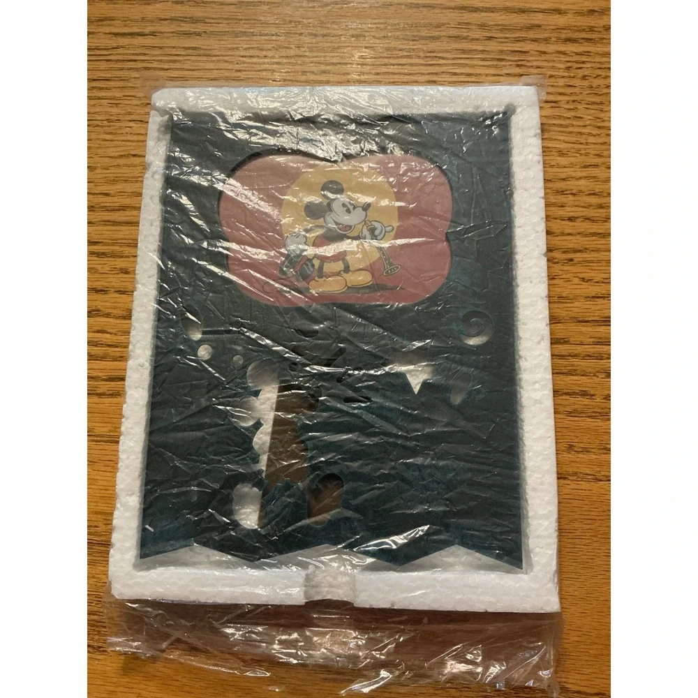 Mickey & Co Charpente Disney Mickey Mouse Cutout Picture Frame Vintage Style